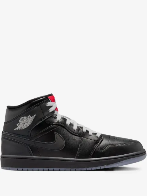 Jordan tenis Jordan 1 Mid SE Black/Metallic Reimagined