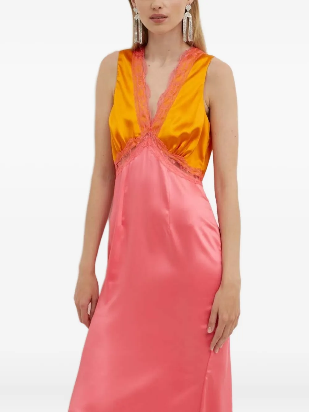 NEVER FULLY DRESSED Satijnen jurk met kanten vlakken Roze