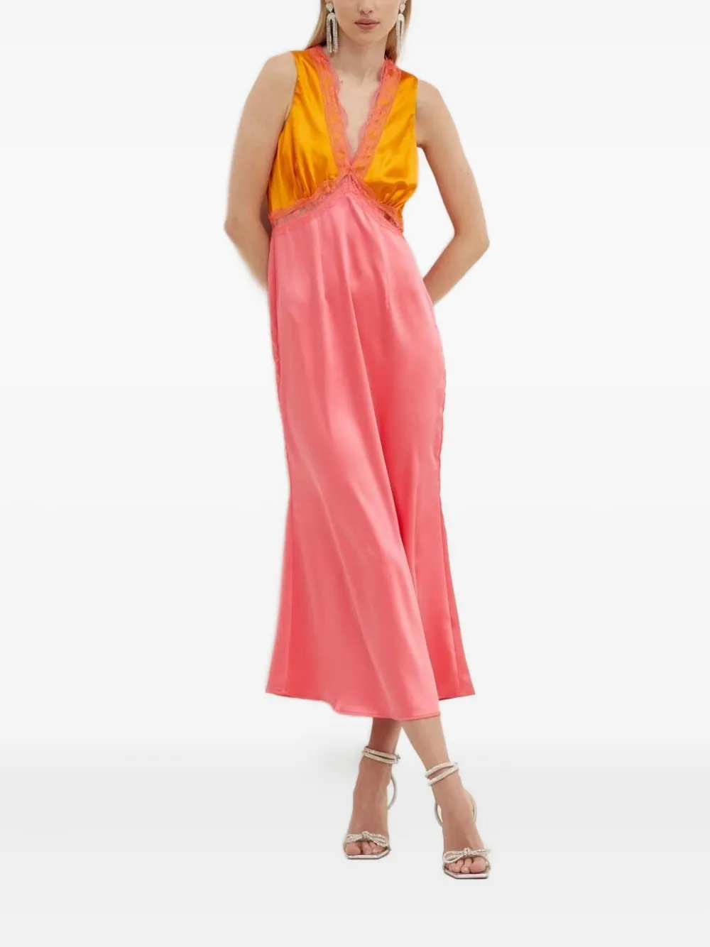 NEVER FULLY DRESSED Satijnen jurk met kanten vlakken Roze