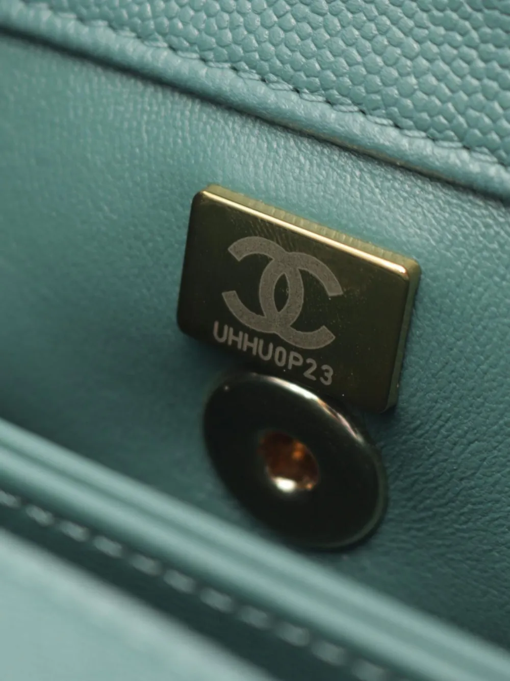 Pre-owned Chanel 2021 Coco Tote Bag In Green