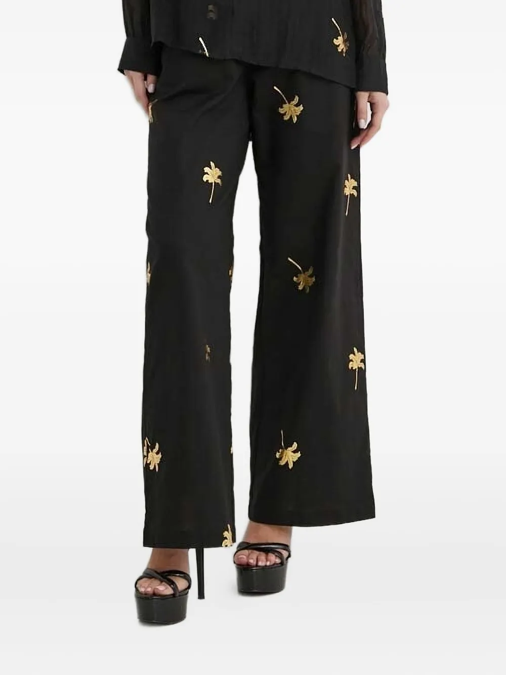 NEVER FULLY DRESSED Pantaloni elasticizzati con ricamo | nero | Image 1