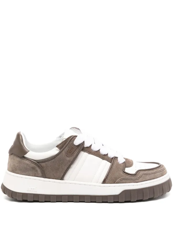 AMI PARIS■アミパリス ロゴ ストラップ付 レザー スニーカー AMI Paris レザースニーカー | ブラウン | FARFETCH JP