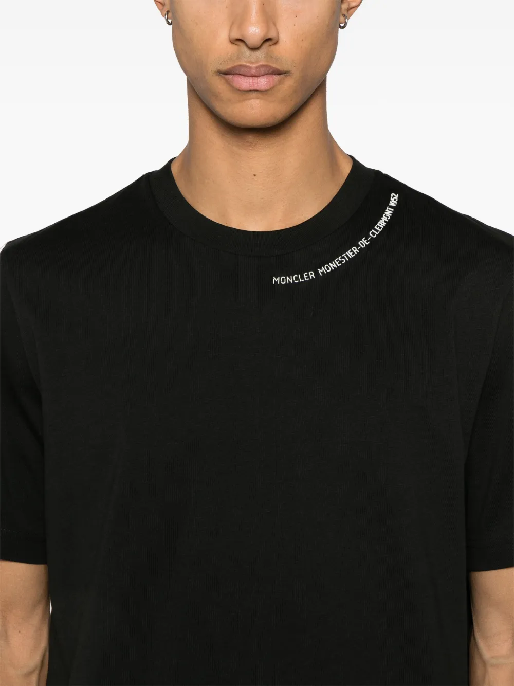 Moncler T-shirt met logo-reliëf Zwart