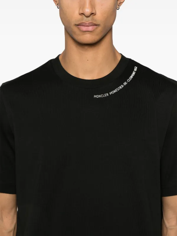 MONCLER☆ボリュームステッチ ロゴ Tシャツ BLACK Moncler logo-embroidered T-shirt | Black | FARFETCH TH