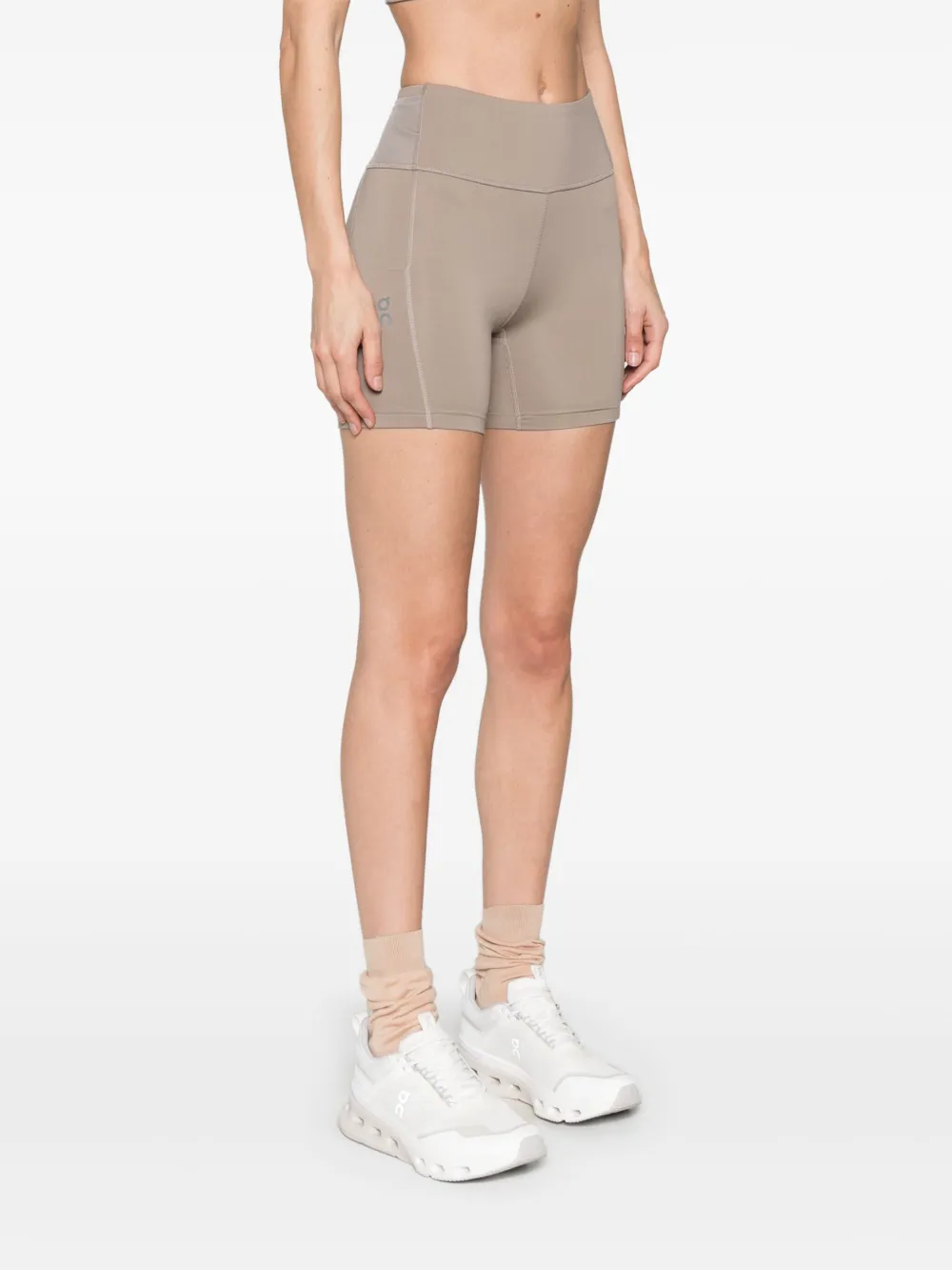 On Running Hardloopshorts met reflecterend logo Bruin