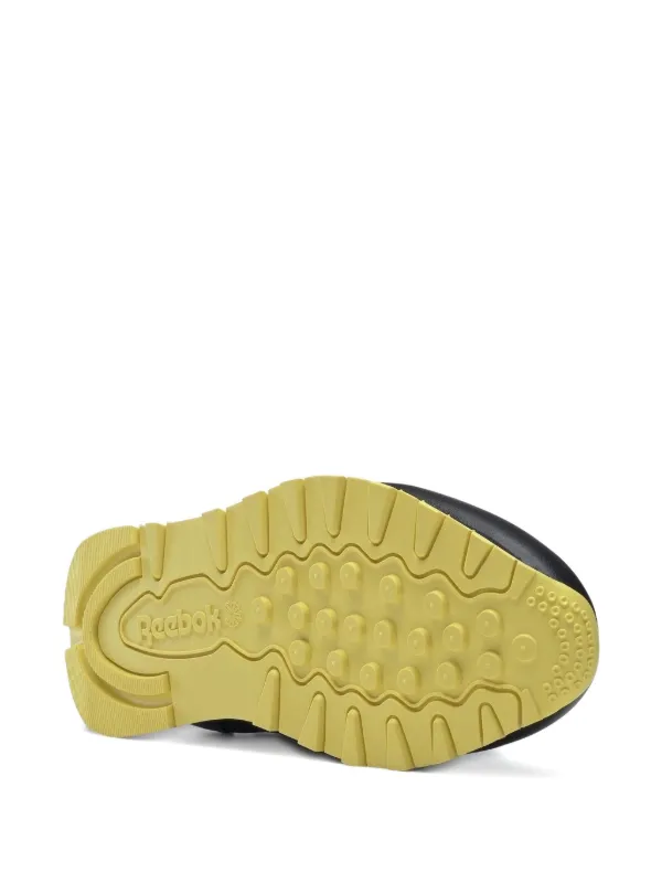 Reebok x Smiley Leather Sneakers | Black | FARFETCH ID