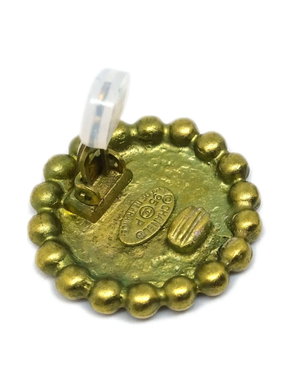 Pre-owned Chanel 1995 Cc Button Clip-on Earrings In Gold