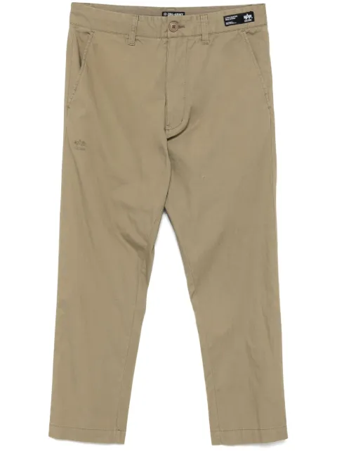 izzue logo-embroidered trousers