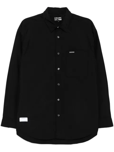 izzue logo-patch shirt