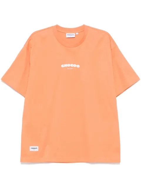 CHOCOOLATE logo-print T-shirt