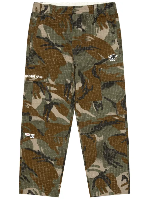 ゆ*う様 【最終値下】A BATHING APE カモフラージュパンツ AAPE BY *A BATHING APE® カモフラージュ パンツ | グリーン