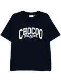 CHOCOOLATE logo-patch T-shirt - Blue