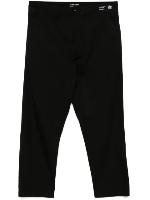 izzue logo-embroidered trousers