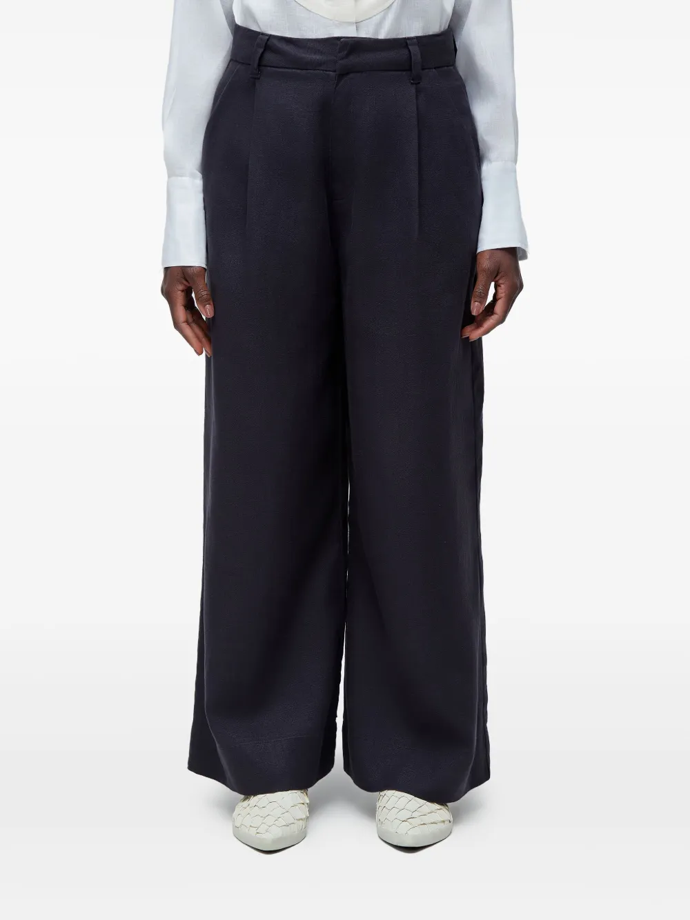 Osklen Calça wide leg com pregas | Calça social | Image 2