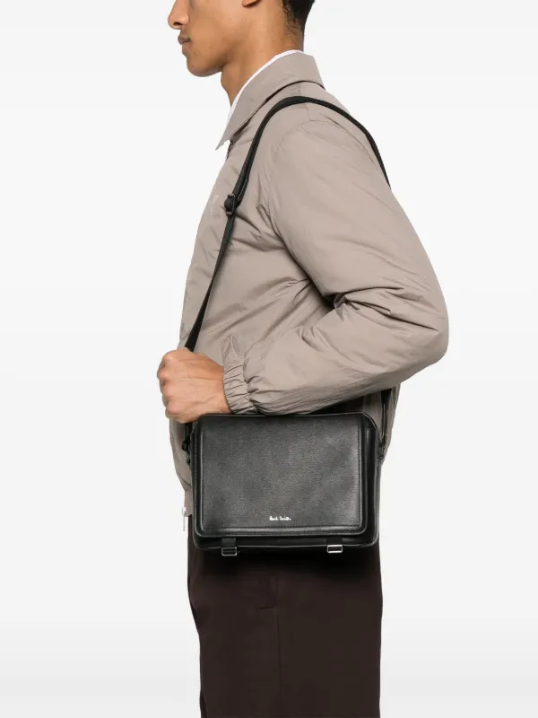 関送込【Paul Smith】ロゴ レザー メッセンジャーバッグ ps08-0015-2686-a6_s200.jpg