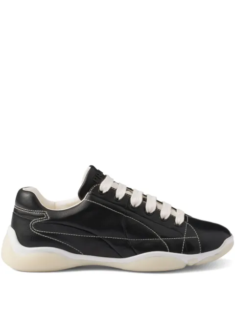 Prada tenis con agujetas