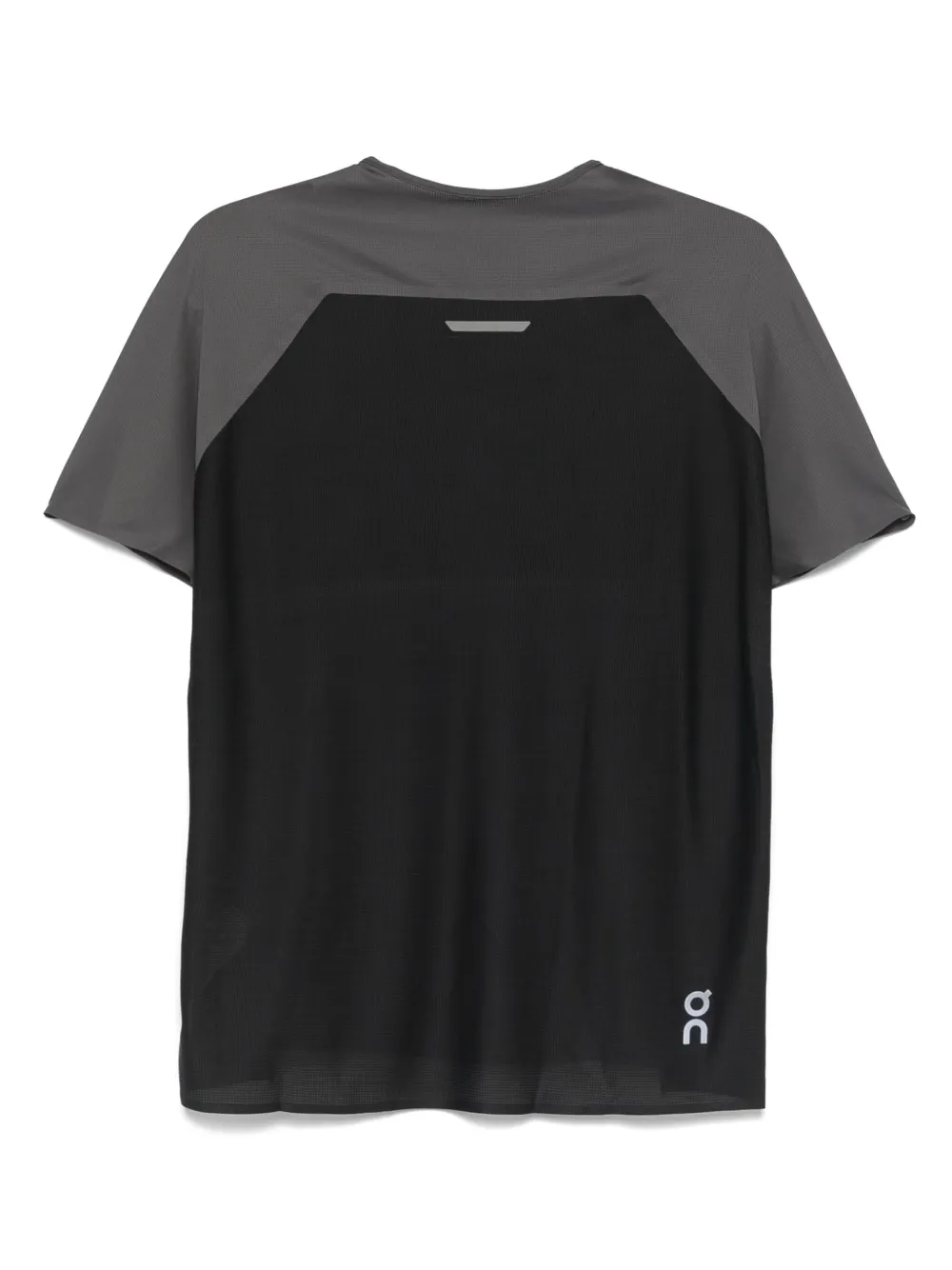 On Running logo-appliqué performance T-shirt | Performance T-Shirts & Vests | Image 2