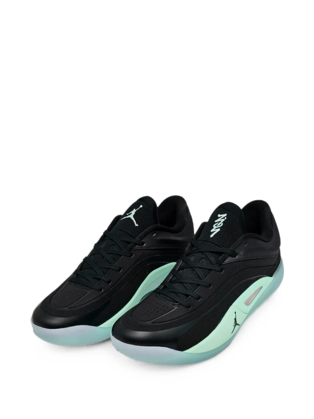 Jordan Zion 4 panelled basketball sneakers Zwart