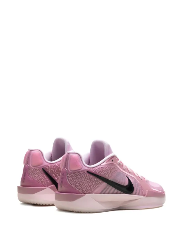 Nike Sabrina 2 
