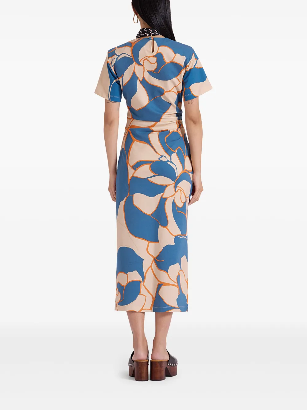 La DoubleJ x Mother Leila jurk Beige