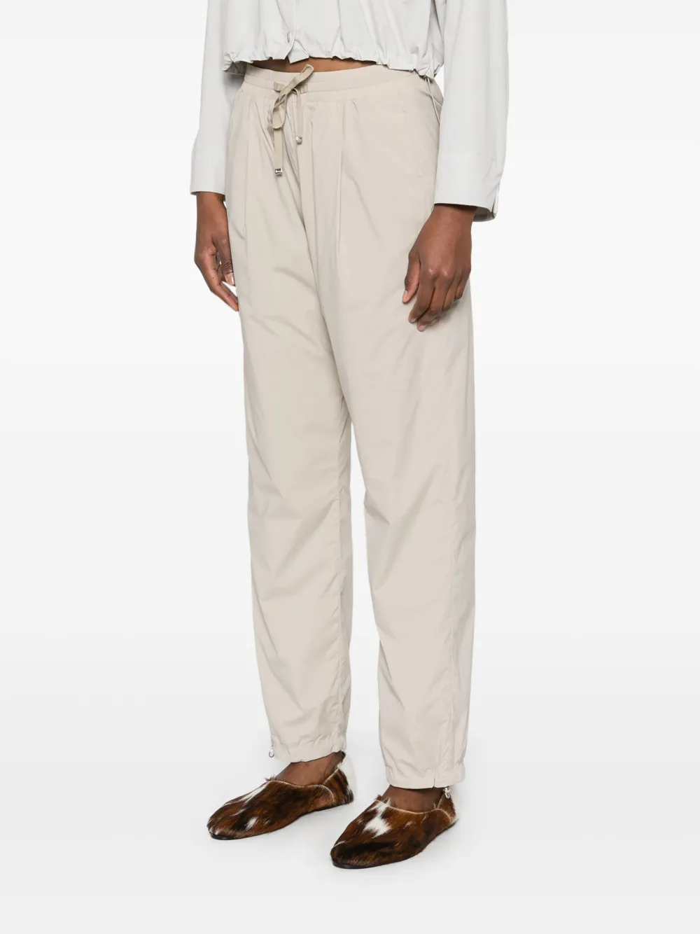 Herno Broek met toelopende pijpen Beige