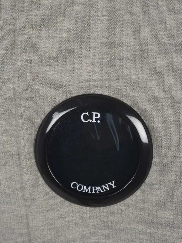 【関税込み】C.P. Company グレー ロゴパッチ スウェットシャツ C.P. Company スウェットシャツ | グレー | FARFETCH JP