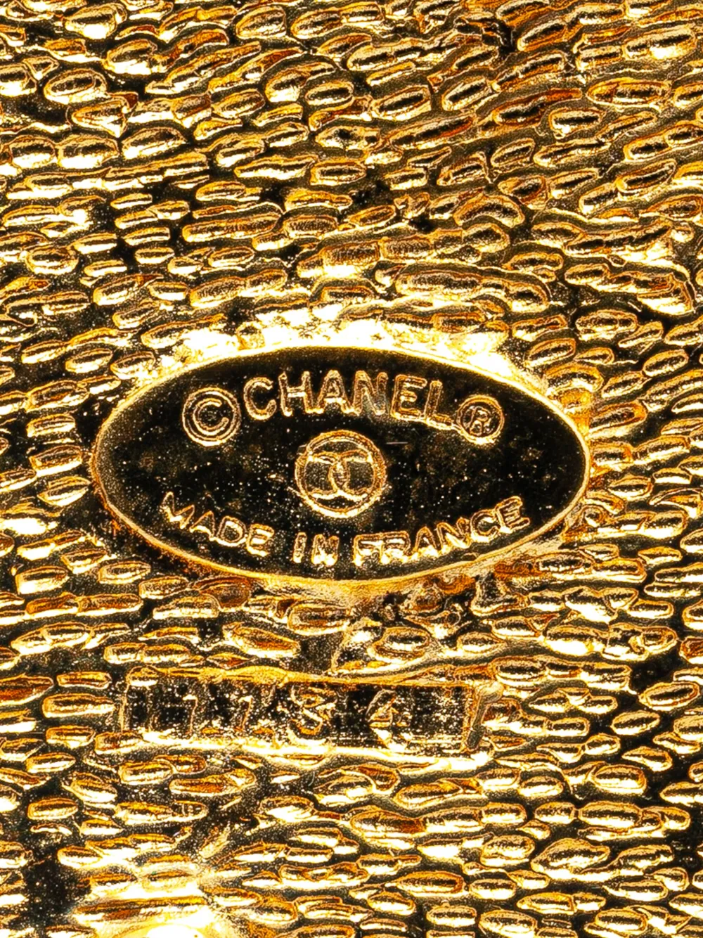Pre-owned Chanel 20th Century Gold Plated Cc Rhombus Brooch Costume Brooch