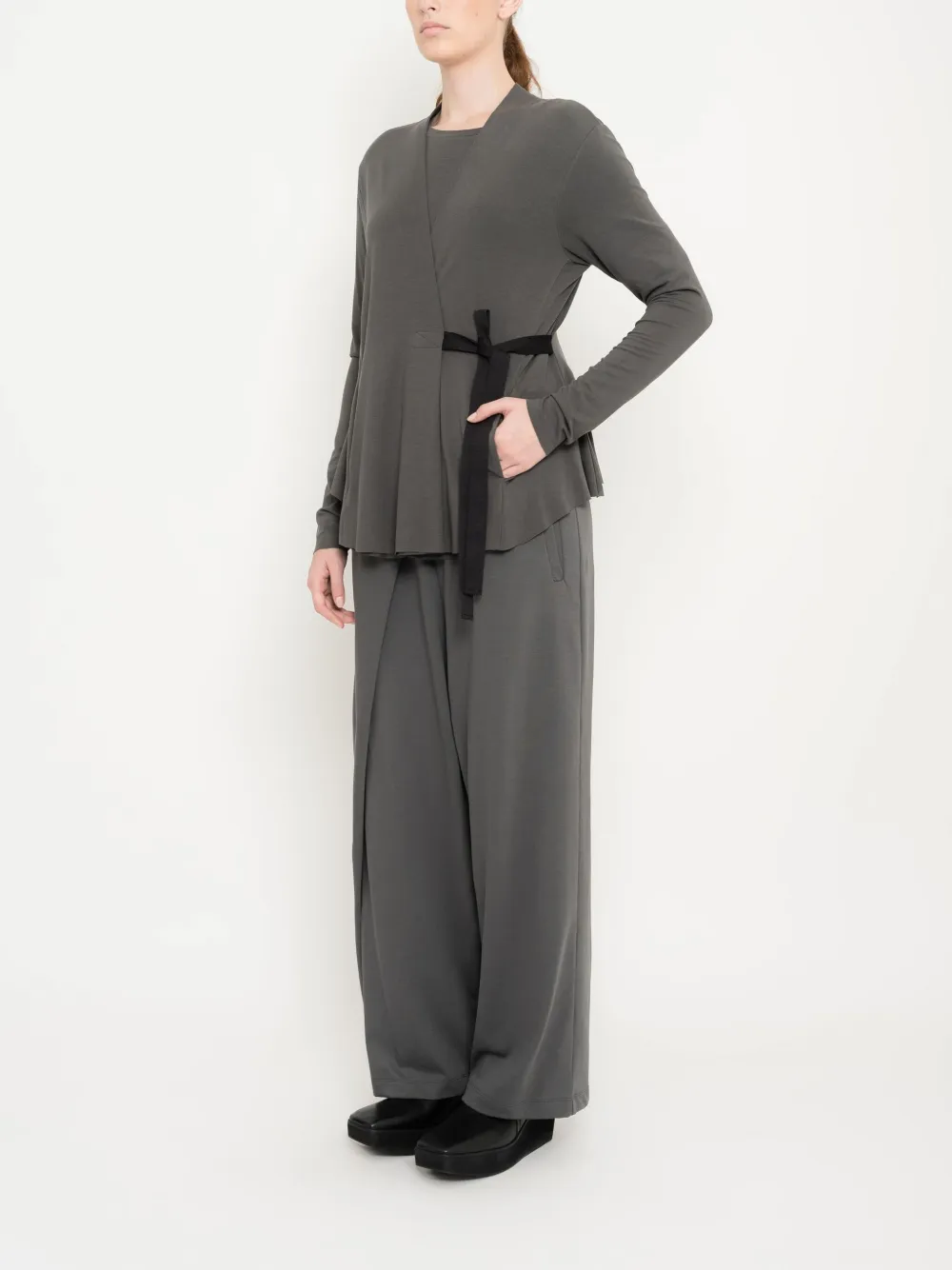 Uma | Raquel Davidowicz Vest met gestrikte taille en gewelfde afwerking Grijs