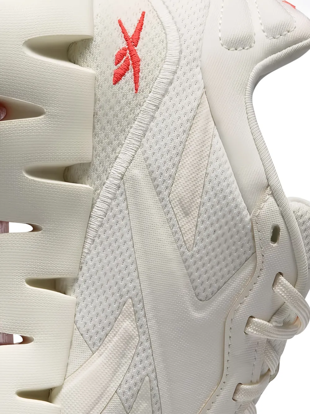 Reebok Zig Dynamica 4 sneakers White