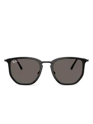 Ray-Ban