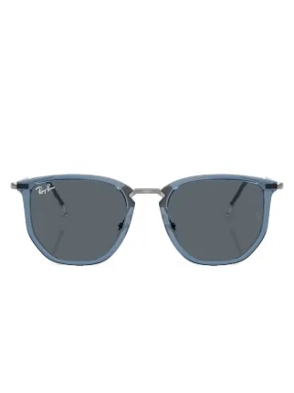 Ray-Ban