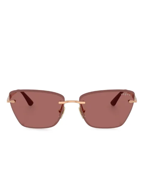 Vogue Eyewear نظارة شمس بإطار عين القطة