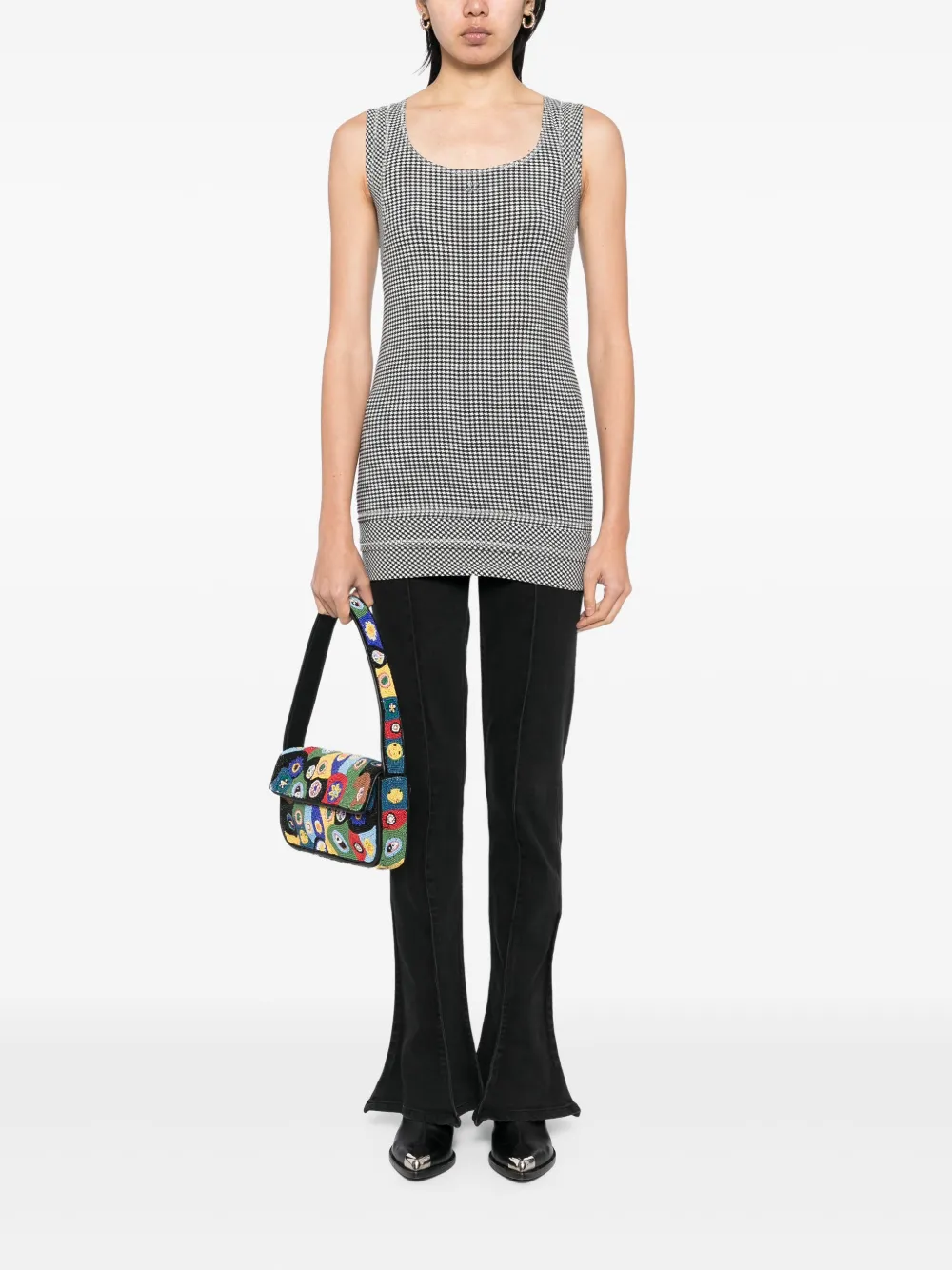 Pre-owned Chanel 2008 Sleeveless Top In Black