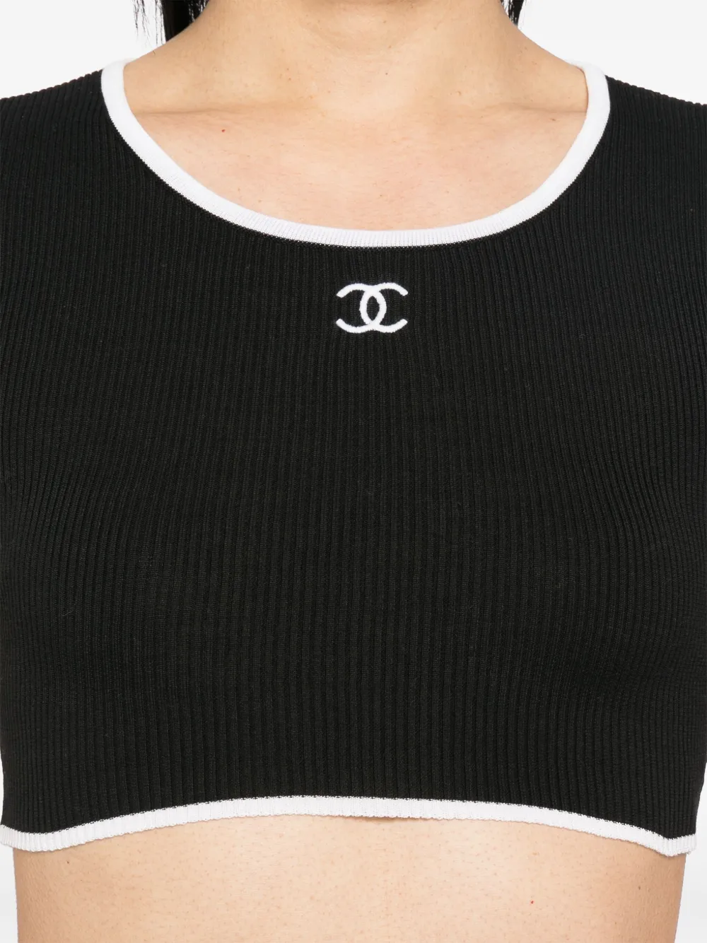 Pre-owned Chanel 1995 Cropped T-shirt In Black