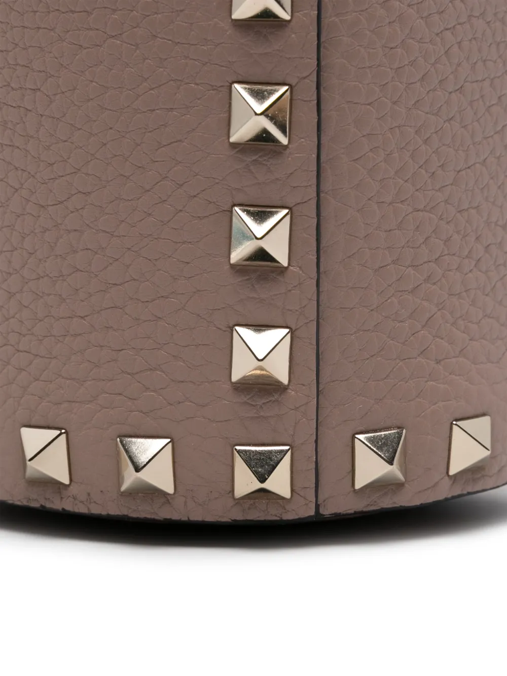 Valentino Garavani Rockstud bucket-tas met spikes Beige