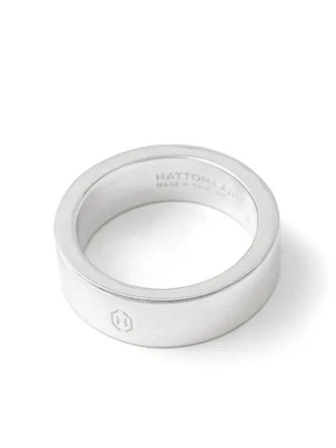 Hatton Labs anillo con logo grabado