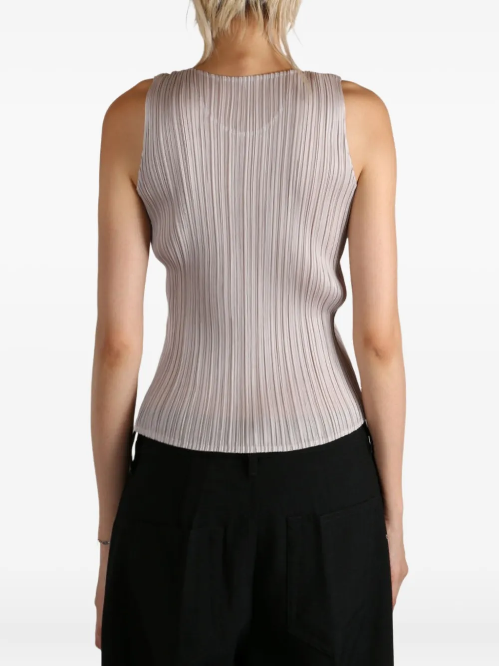 Issey Miyake Pleated Sleeveless Blouse In Neutral