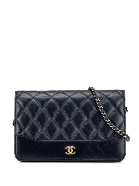 CHANEL Pre-Owned 2019 Quilted Aged Calfskin Gabrielle Wallet On Chain crossbody bag 9W82PRYV1193VARC - 0