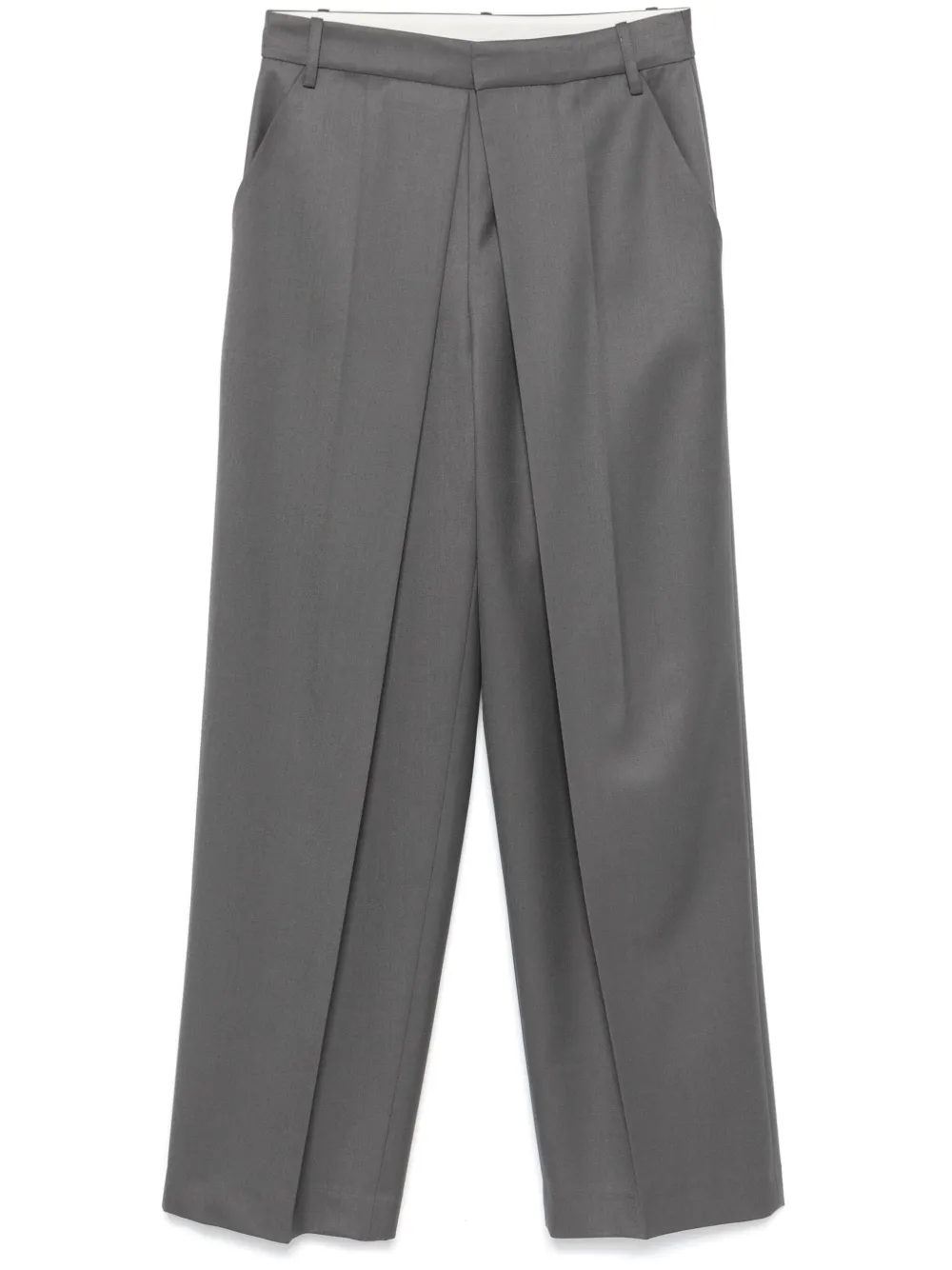 pleated trousers