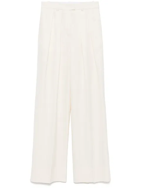kaos pantalones plisados