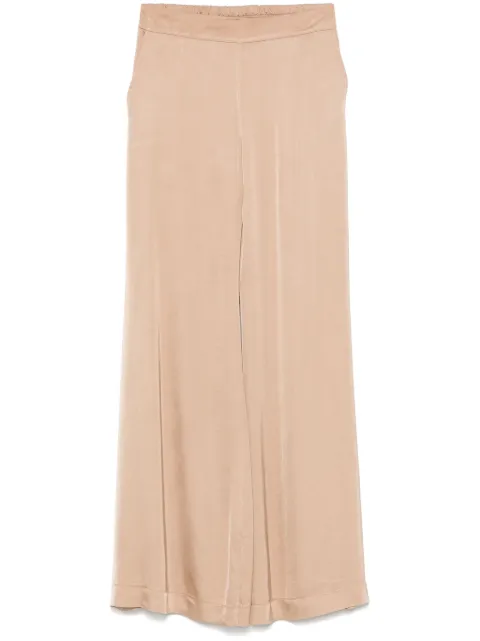kaos pantalones acampanados