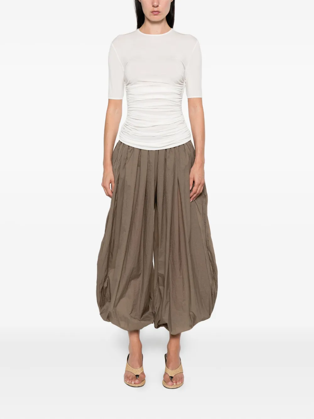 Alaïa pleat-detail balloon trousers | Cropped Pants | Image 2