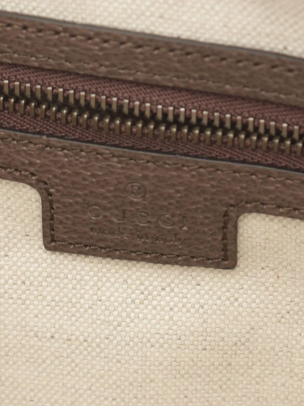 Pre-owned Gucci 2020s Gg Supreme Handbag In Neutrals