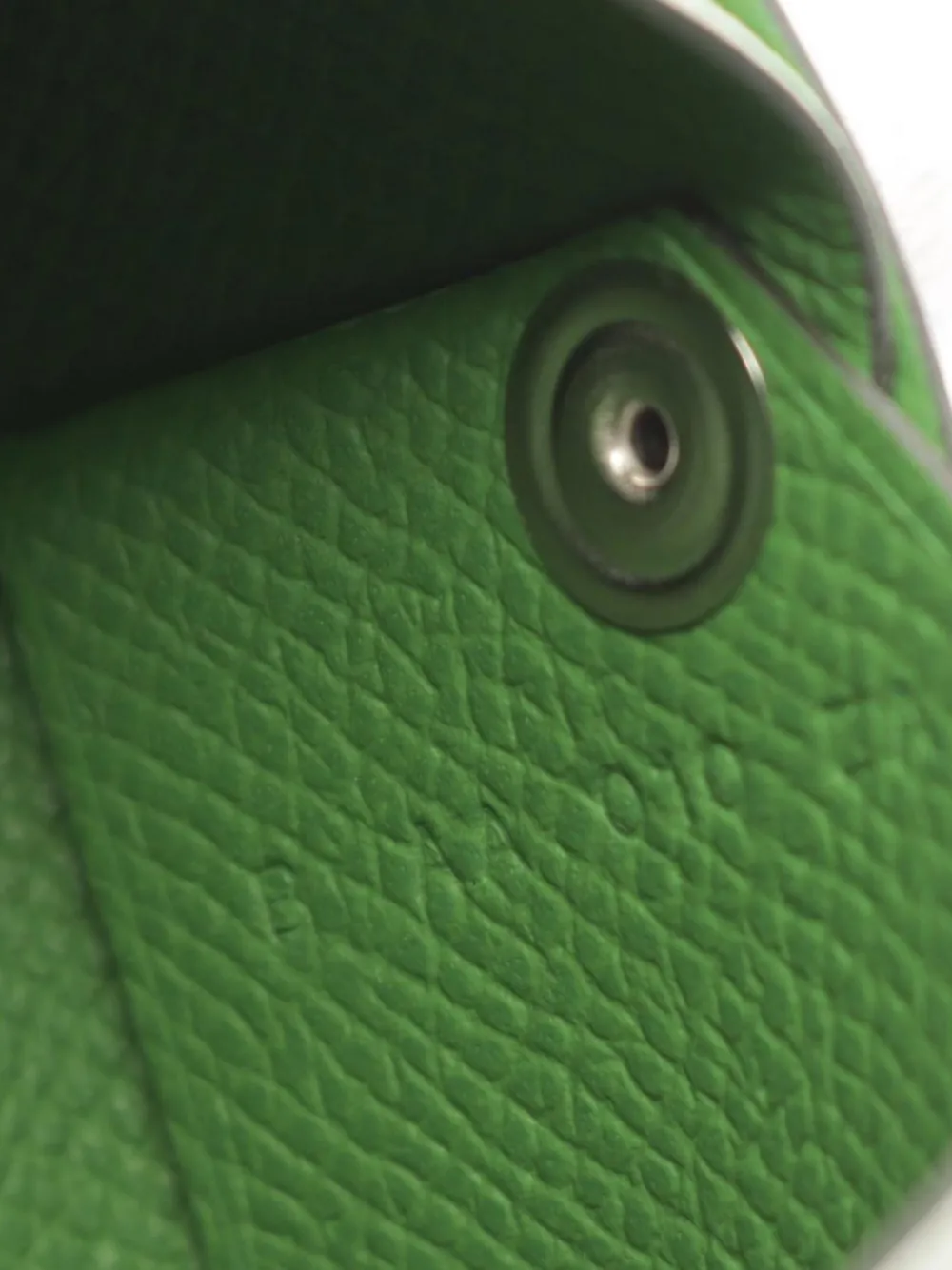Pre-owned Hermes 2023 Calvi Duo Purse In Green