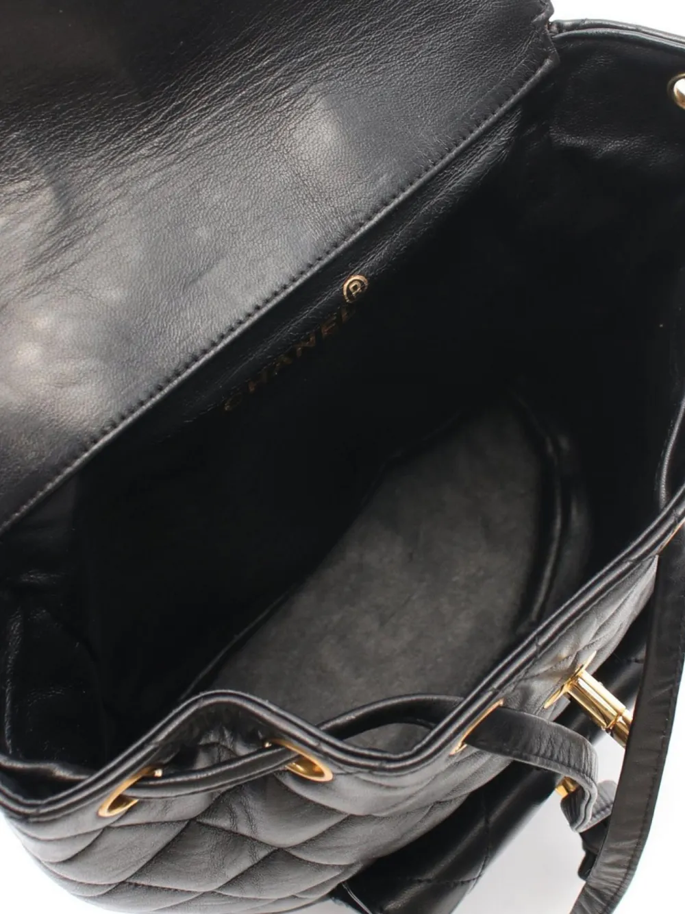 Pre-owned Chanel 1994-1996 Diamond-quilted Backpack In Black