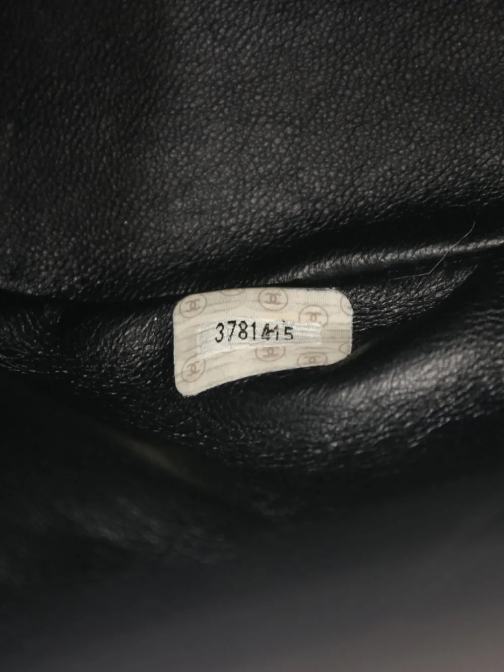 Pre-owned Chanel 1994-1996 Diamond-quilted Backpack In Black