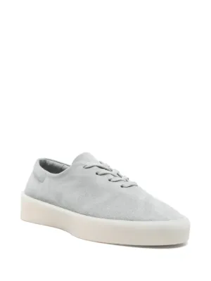 【FEAR OF GOD】エアロビック ロー レザー スニーカー Fear of God（フィア・オブ・ゴッド）メンズ スニーカー - FARFETCH