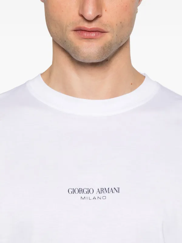 Giorgio Armani ロゴ Tシャツ | ホワイト | FARFETCH JP