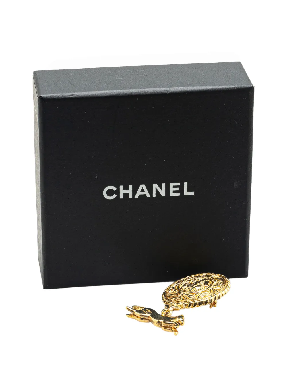 Pre-owned Chanel 1970-1980 Gold Plated Cc Horsetop Brooch Costume Brooch
