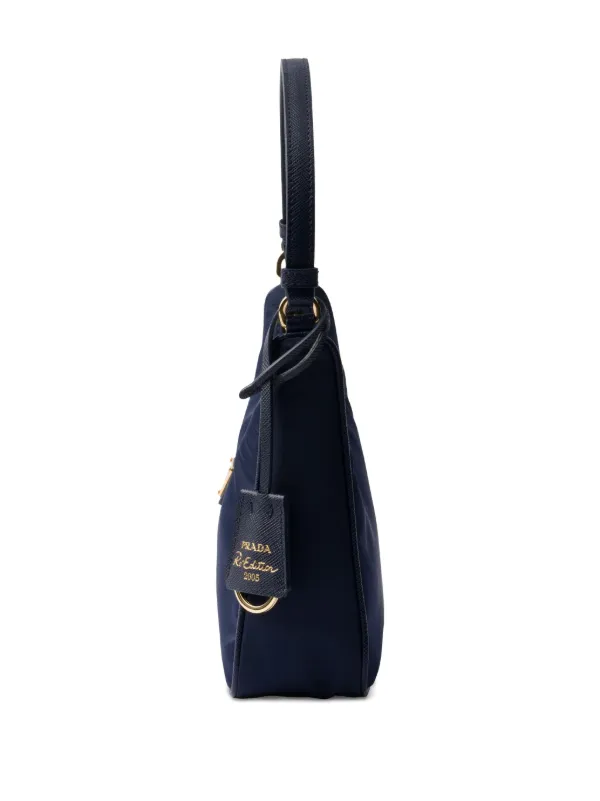 【関税・送料込】PRADA Re-Edition 2005 ミニバッグ ブルー 新作 Prada Mini Re-Edition 2005 Shoulder Bag | Blue | FARFETCH